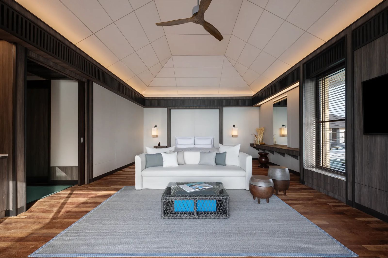 Tranquil Aqua Pool Villa