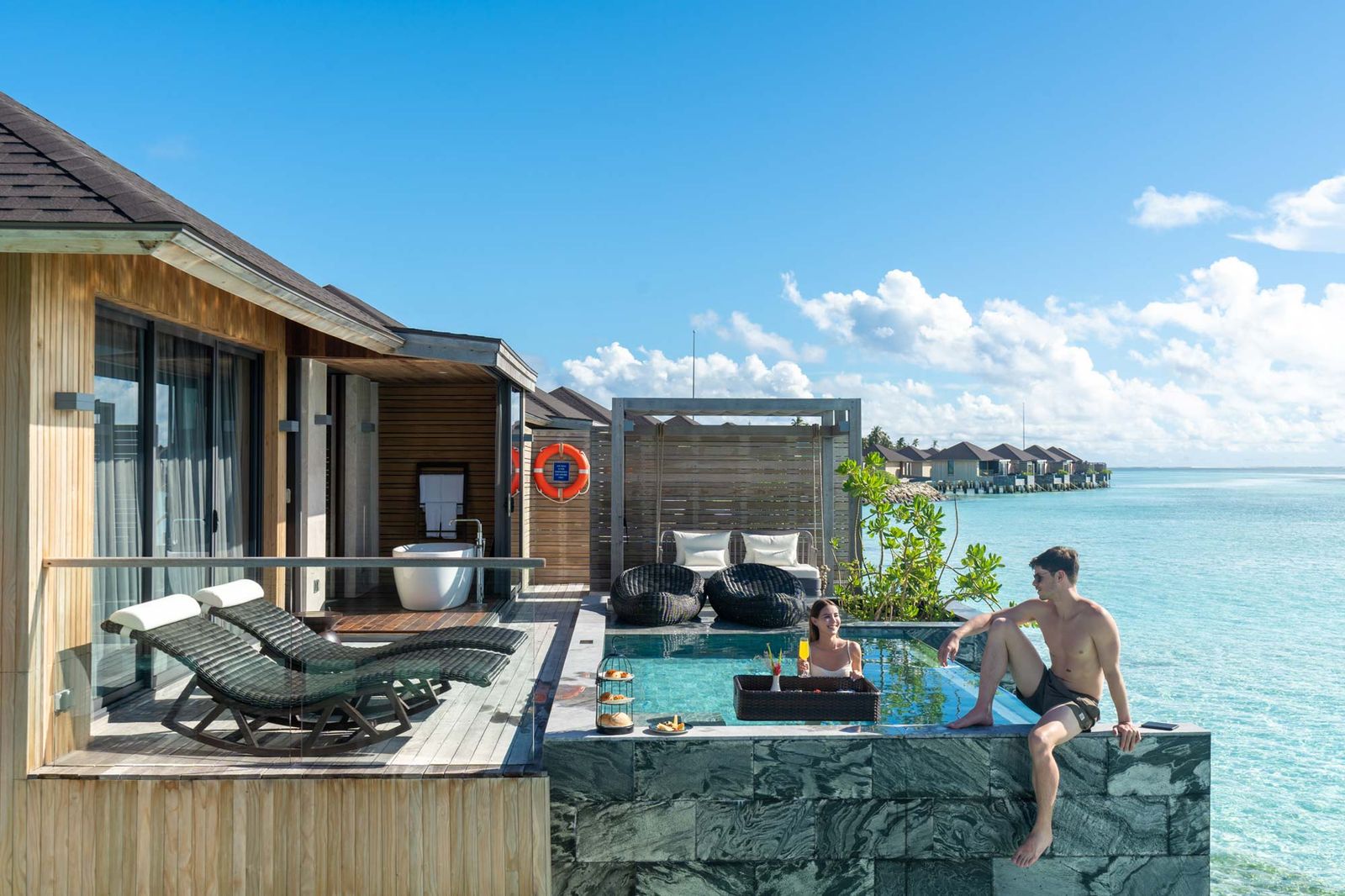 Celebrate Honeymoon – Enjoy Complimentary Wine & More!