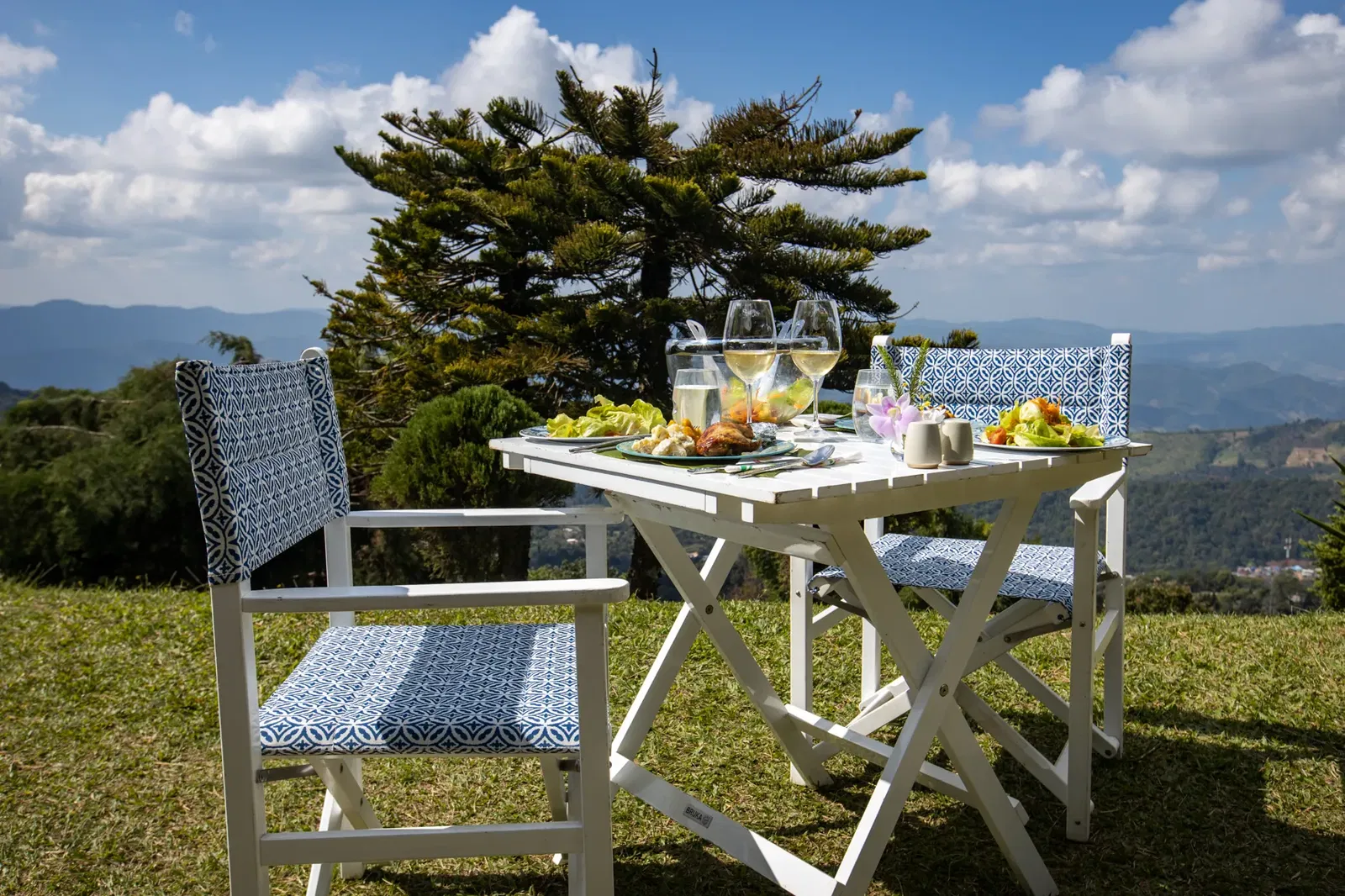 Dining image 5