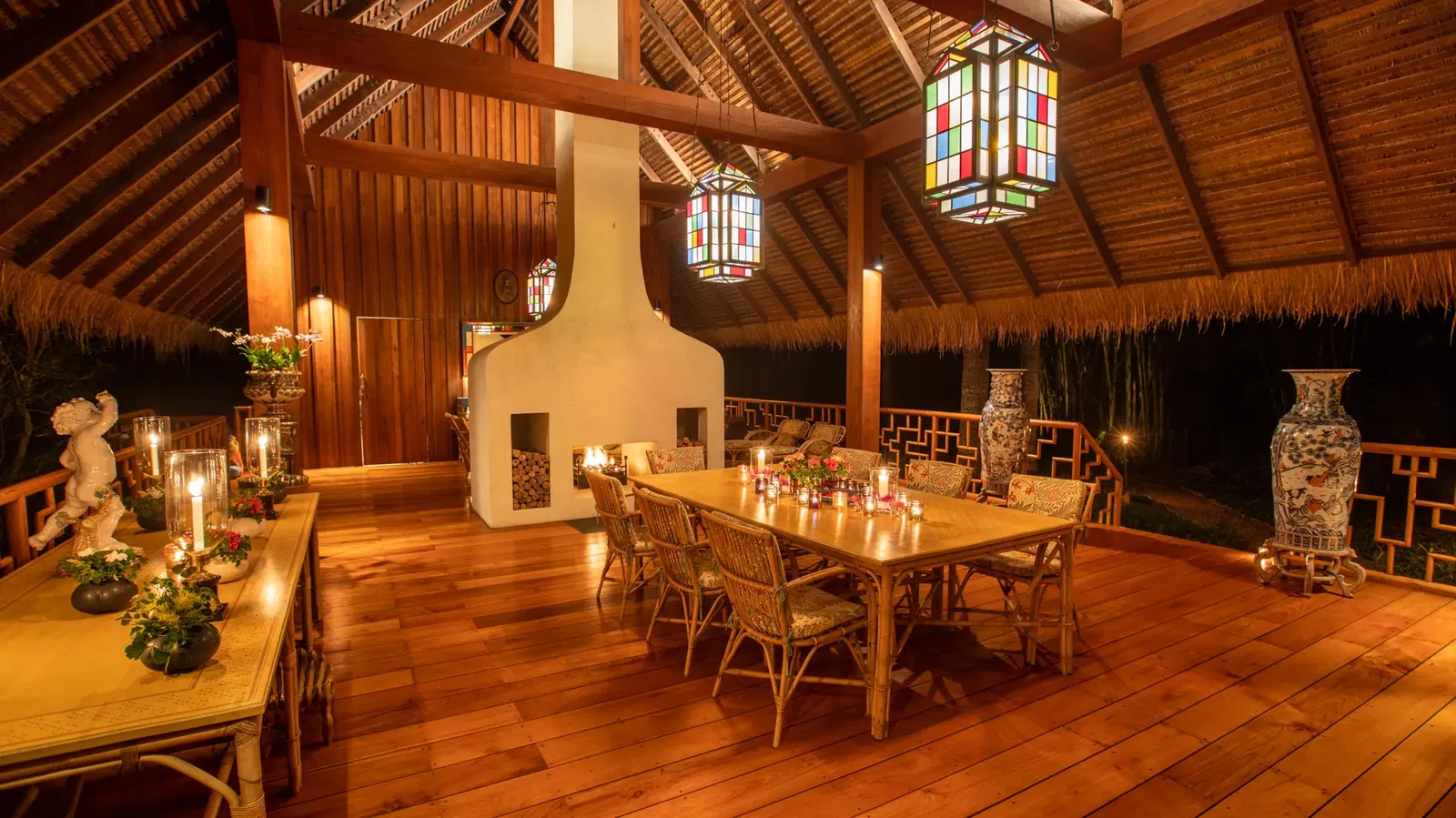 Dining image 2