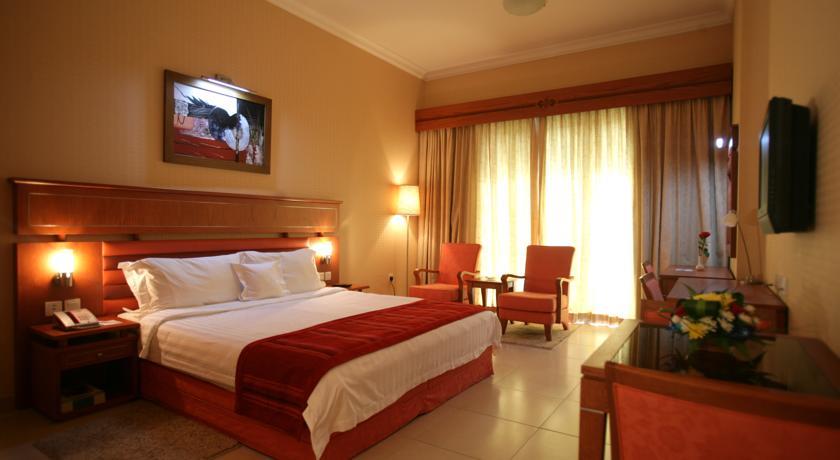 Deluxe One Bedroom Apartment