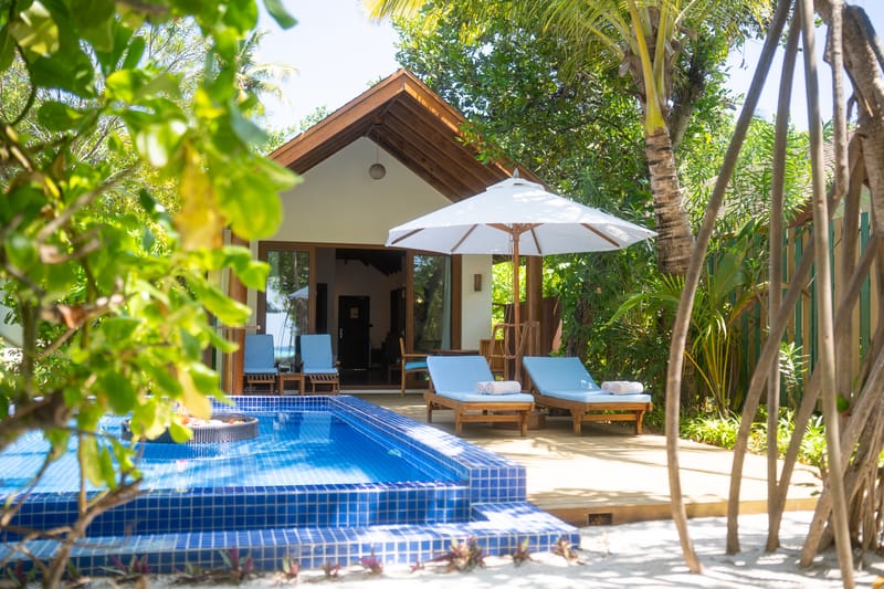 Deluxe Beach Pool Villas