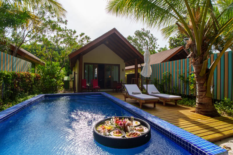 Deluxe Beach Pool Villas