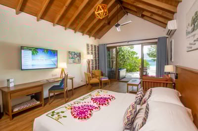 reethi faru resort gallery image 128